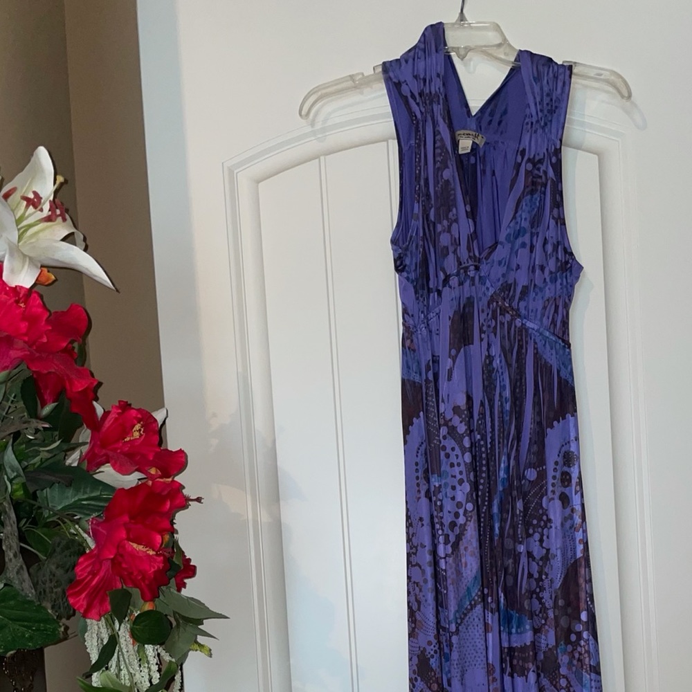 Women’s casual dress size medium